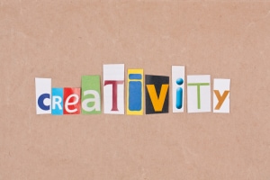 Bild mit dem Wort Kreativität, braucht man beim Text umschreiben unbedingt.